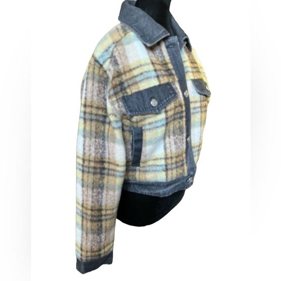 7 For All Mankind Women’s Plaid Cropped Jacket Size Small Denim Collar & Cuffs - Picture 2 of 7